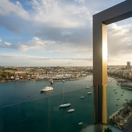 The Londoner Hotel 3*