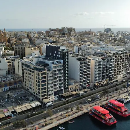 Hotel The Londoner Sliema