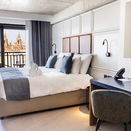 The Londoner 3* Sliema