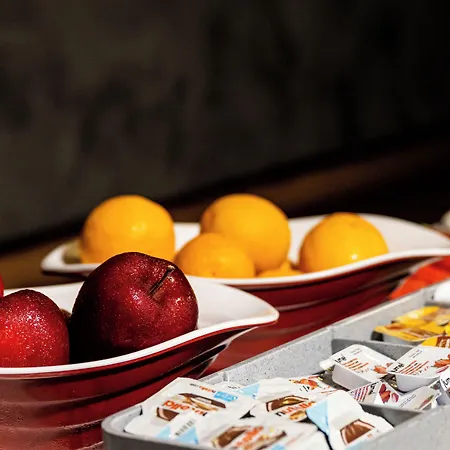 Hotel The Londoner Sliema