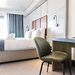 The Londoner 3* Sliema