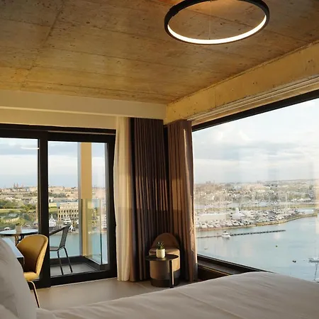 Hotel The Londoner Sliema