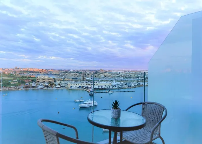 The Londoner Otel Sliema
