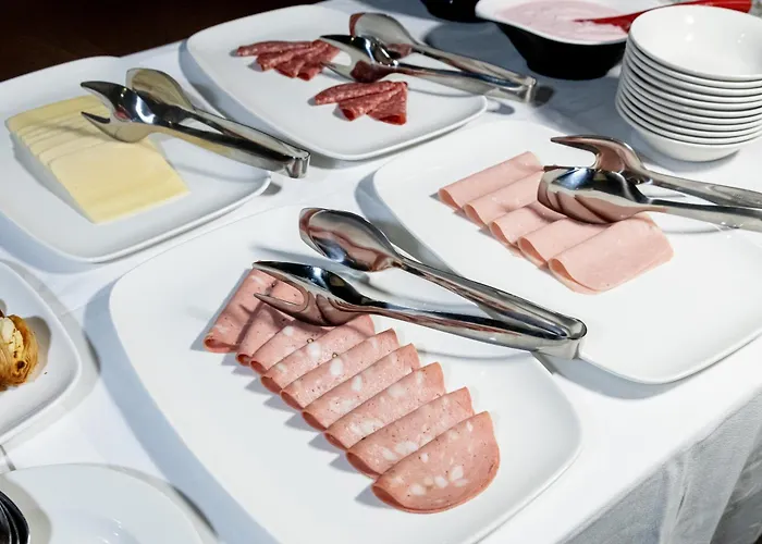 The Londoner סליאמה