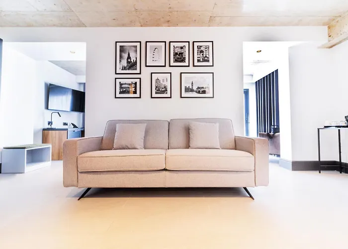 Otel The Londoner 3*