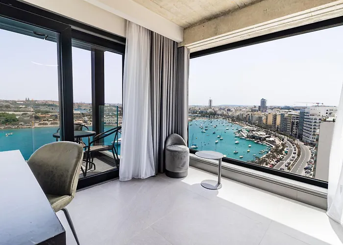 The Londoner 3* Sliema