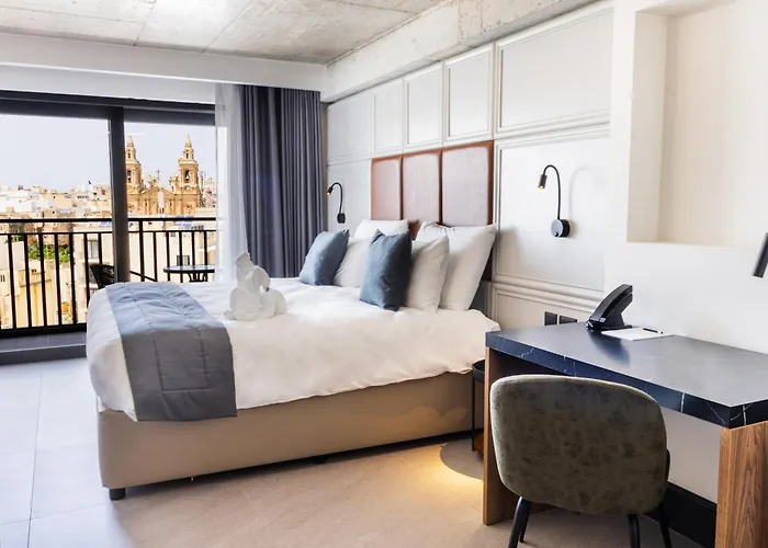 The Londoner 3* Sliema