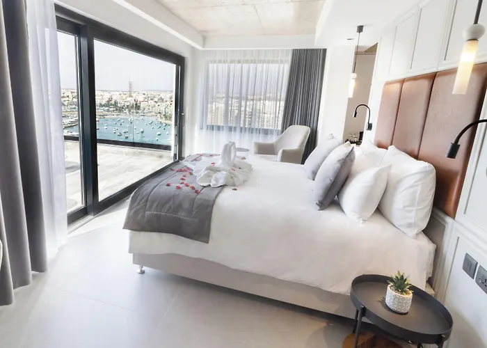 Otel The Londoner 3*